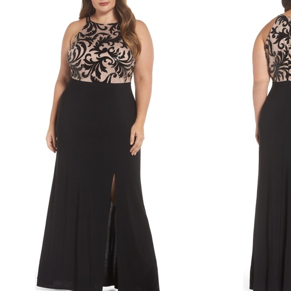 Sequin bodice gown with slit and halter top - Picture 2 of 2